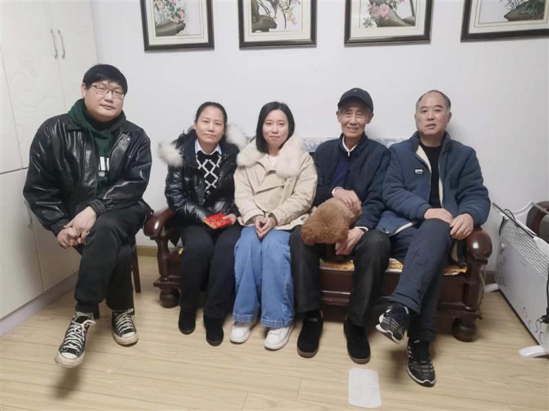 春节慰问老会员，浓浓关爱暖人心